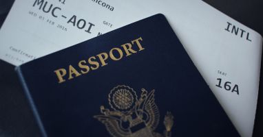 Claves para elegir el mejor seguro para visado español